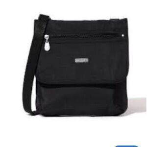 Baggallini Pocket Black Crossbody Bag Nylon Travel Lightweight